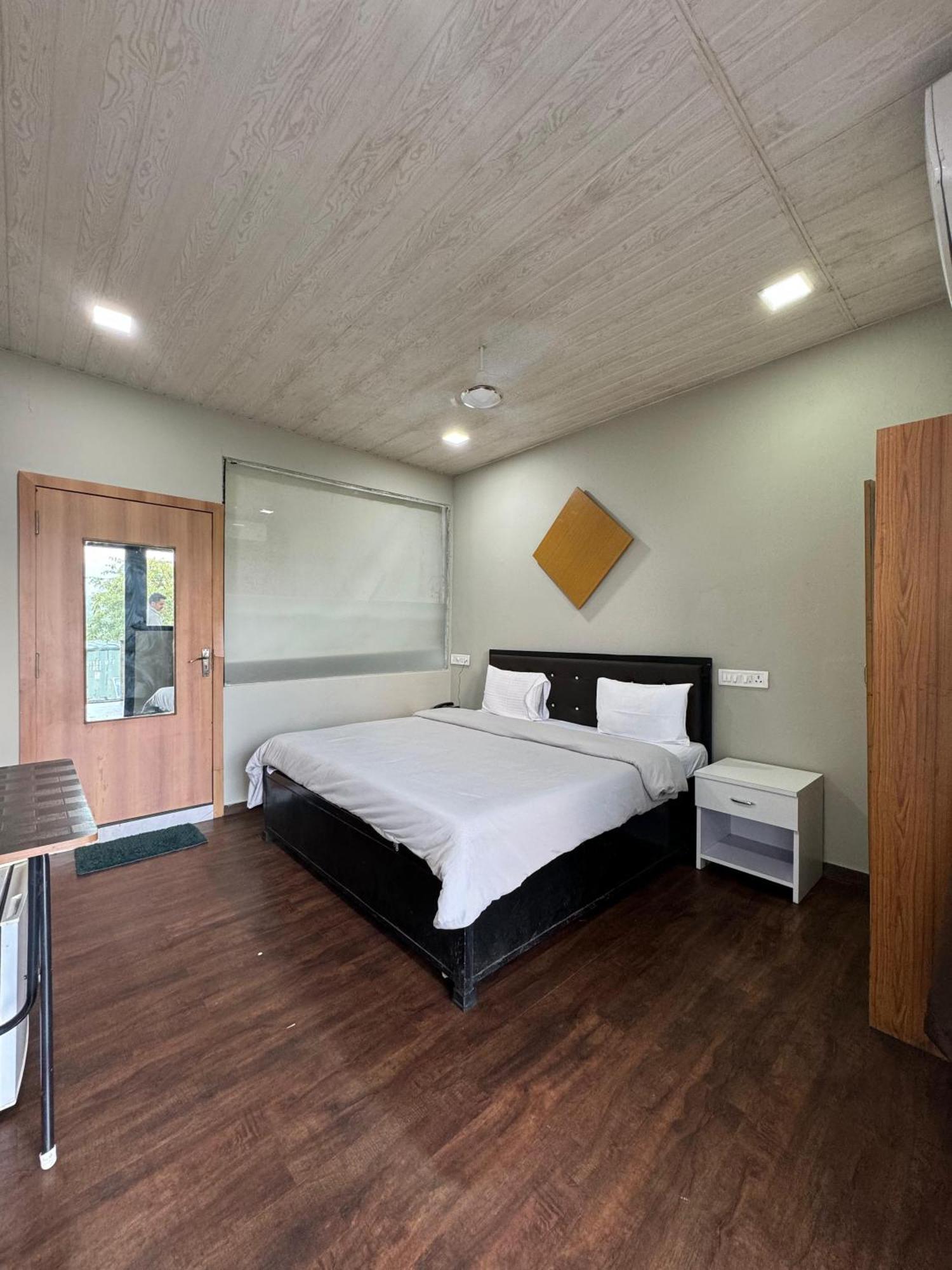 The Canvas Resort In Lonavla Zewnętrze zdjęcie